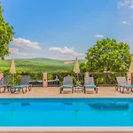 Patria With Media Room, Private Pool, Summer Kitchen, Gym