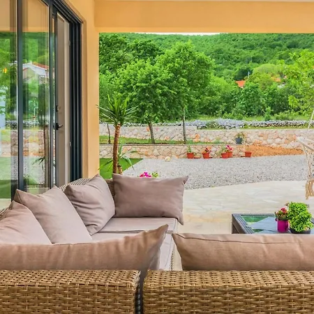Patria With Media Room, Private Pool, Summer Kitchen, Gym *